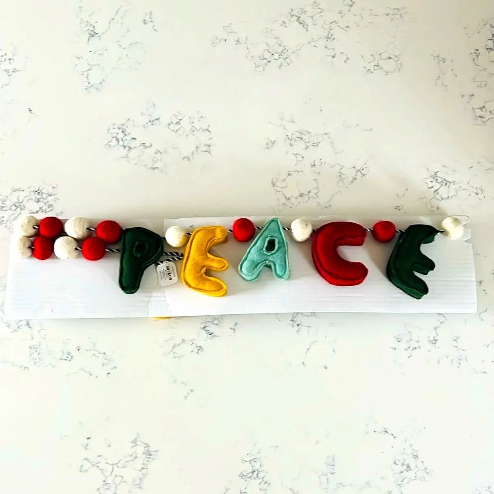 Crate&Barrel Peace and Love Felted Wool Garland